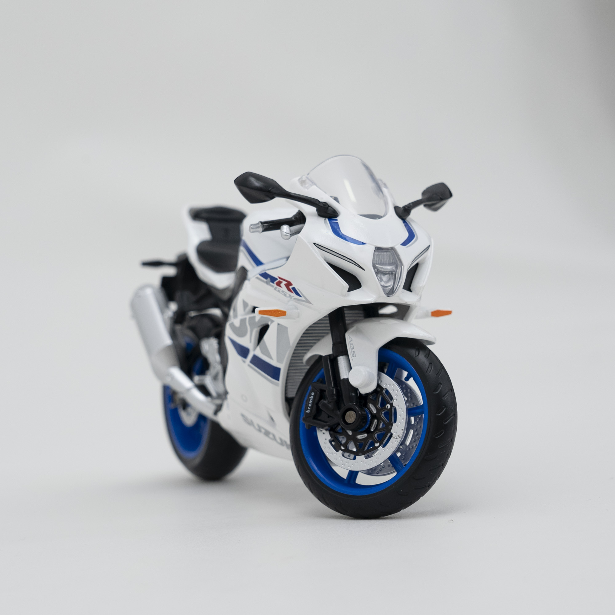 『人気オートバイモデル』1/12 SUZUKI　鈴木 GSX-R1000 オートバイ｜ショックアブソーバ機能があり·車輪は回転可能·ハンドルが左右回す可能·車体を忠実に再現|undefined