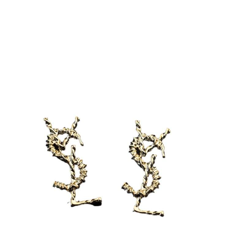 「顔まわりを華やかに！」イヤリング｜シルバーピン・女性用・上品・個性的・おしゃれ・イヤーアクセサリー・耳飾り|undefined