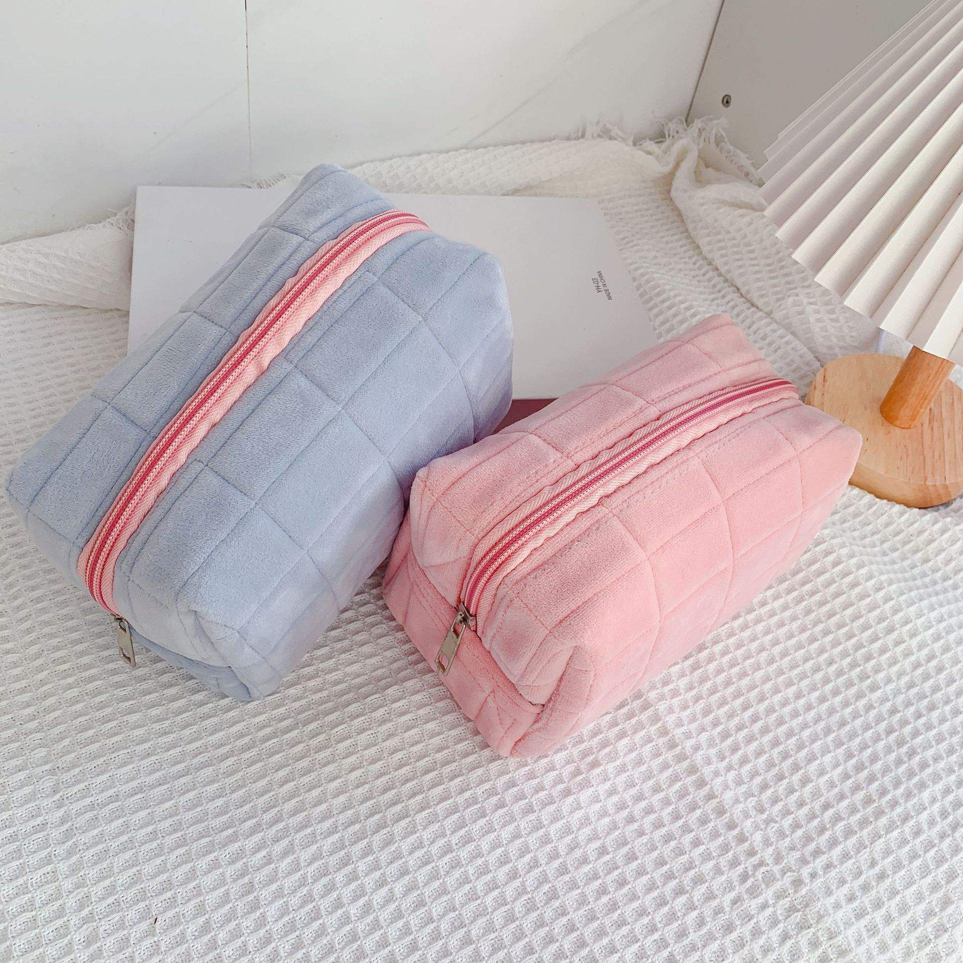 メイクポーチ｜バッグ・メイクアップ・洗面・収納・ins風・かわいい・おしゃれ・メイク収納|undefined